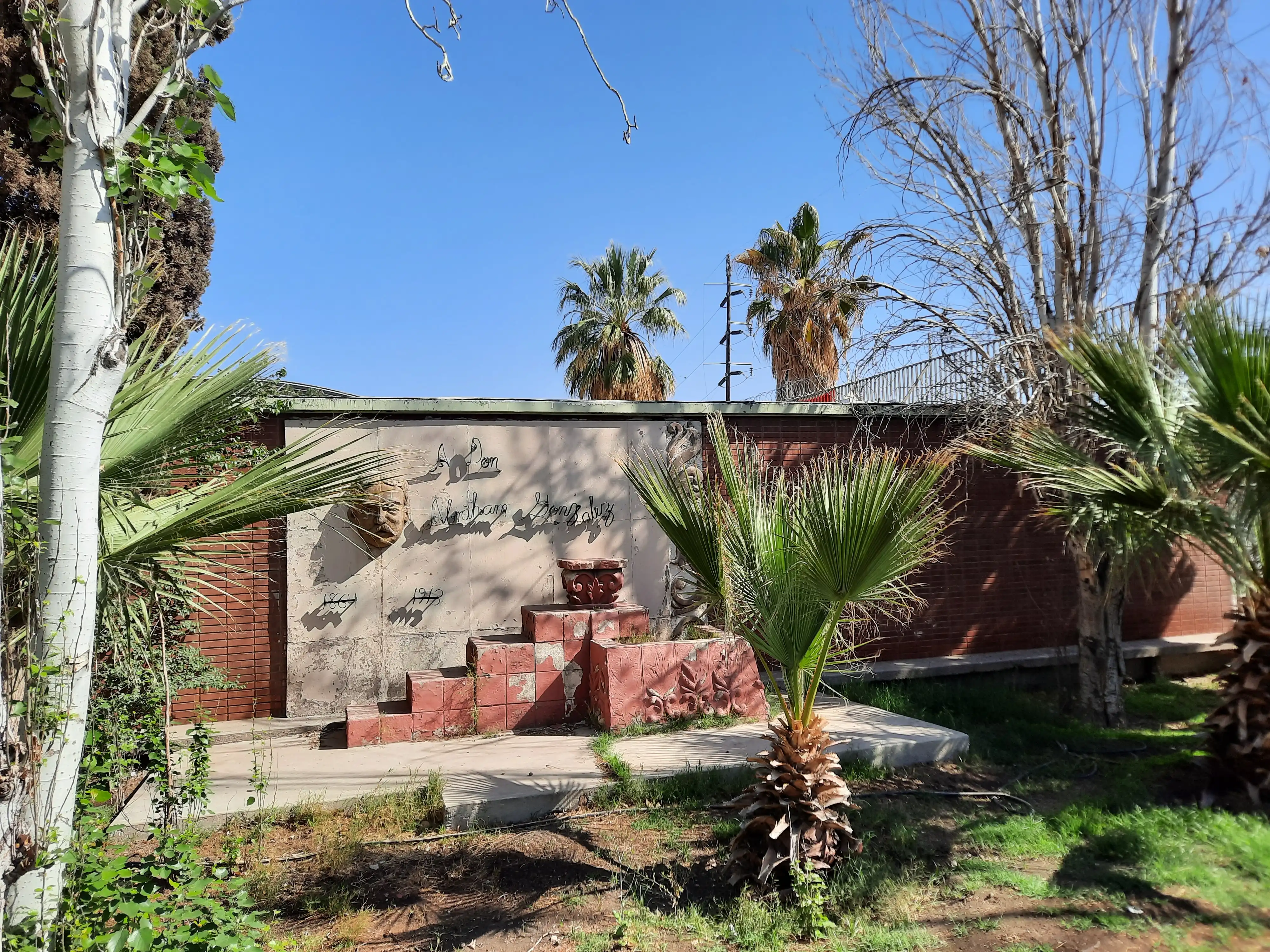 Mascarón Abraham González