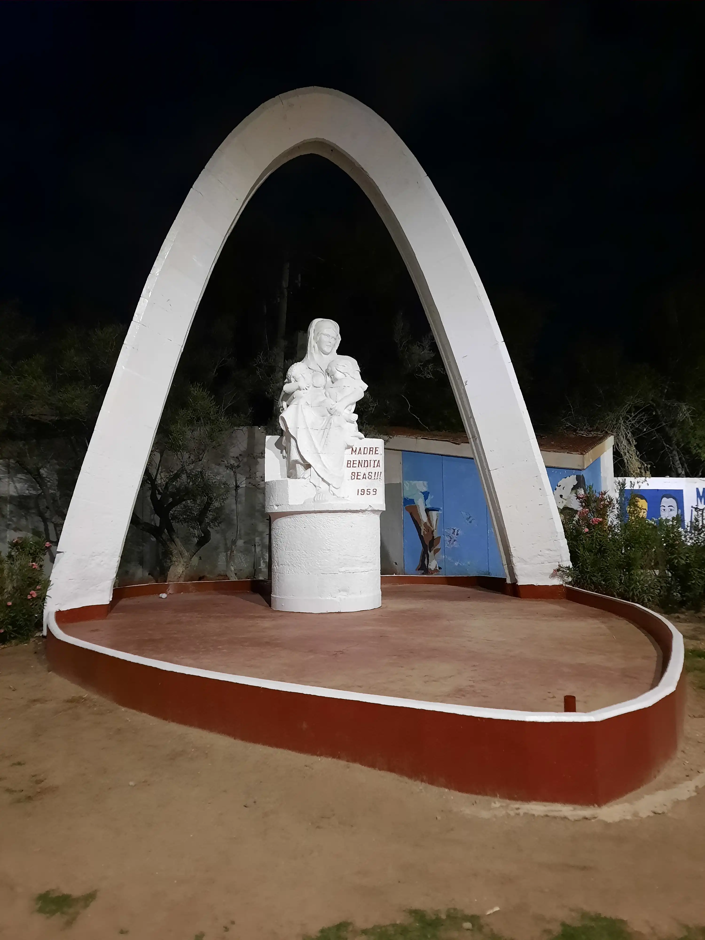 Monumento a la Madre